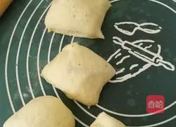 Illustration of how to make bean dregs steamed buns 5