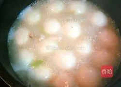 Illustration of how to make salty glutinous rice balls 16