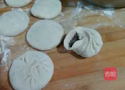 Illustration of making bean paste cake 6