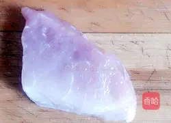 Illustration of how to make breakfast shredded pork burrito 2