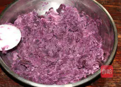Illustration of how to make purple sweet potato buns 1