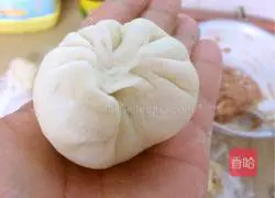 Illustration of how to make mushroom and meat buns 8