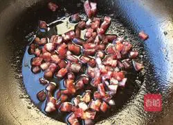 Illustration of how to make sausage, shrimp and assorted fried rice 6