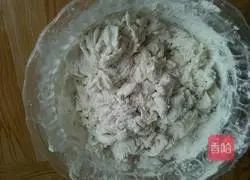 Illustration of how to make flying cake skin 2