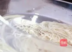 Illustration of how to make lemon chicken breast noodles 7