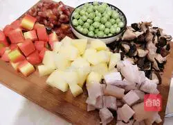 Mushroom and Potato Braised Rice (Casserole Version Recipe Illustration 1