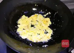 Illustration of how to make tomato and egg noodles 4