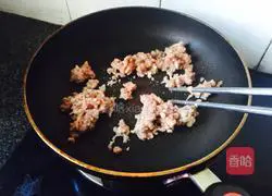 Illustration of how to make lasagna made from dumpling skins 4