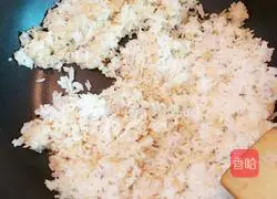 Illustration of how to make three-color fried rice 6