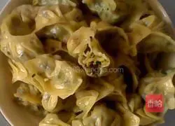 Illustration of how to make fungus dumplings 7