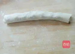 Illustration of how to make lard scallion pancake 9