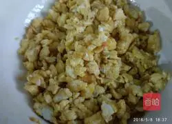 Illustration of how to make zucchini and egg dumplings 6