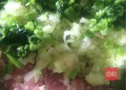 2-year-old children's version ~ wontons stuffed with watermelon rind and meat Illustration of how to do it 4