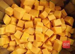 Illustration of how to make rose pumpkin steamed buns 3