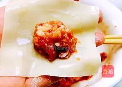 Illustration of how to make wontons with abalone sauce 9