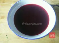 Illustration of how to make pure natural pink dumplings 4