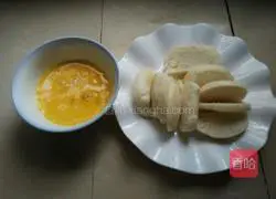 Illustration of how to make golden steamed bun slices 2