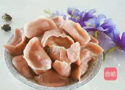 Illustration of how to make beet juice noodle dumplings 15