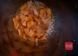 Illustration of how to make rainbow dumplings 9