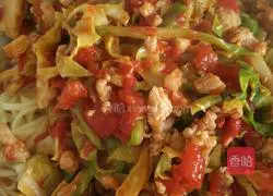 Illustration of how to make egg, tomato and meat minced noodles 12