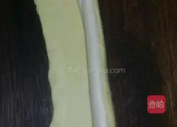 Illustration of how to make plum blossom steamed buns 3