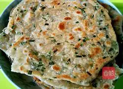 Illustration of how to make scallion pancake 11