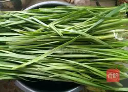 Illustration of how to make leek vegetarian dumplings 1