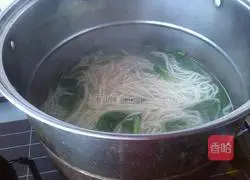 Illustration of Homemade Dry Noodles 6
