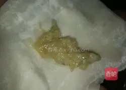 Illustration of how to make wontons 3