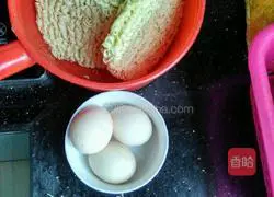 Illustration of how to make fried egg noodles 1