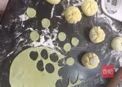 Illustration of how to make colorful steamed buns 2