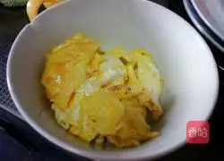 Illustration of how to make cabbage fried rice 2