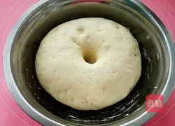 Illustration of how to make cabbage buns 12