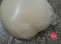 Illustration of how to make pickled cabbage buns 1