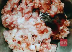 Illustration of how to make carrot and meat buns 3