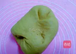 Illustration of how to cut small steamed buns with brown sugar knife 8