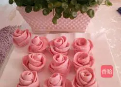 Illustration of how to make rose steamed buns 9