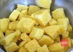 Illustration of how to make fried steamed buns 5