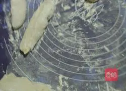 Illustration of how to make fish and pork buns 6