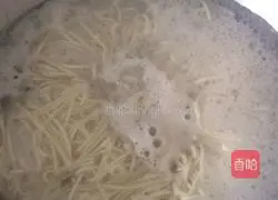 Illustration of how to make Gege brand refreshing noodles 1