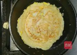 Illustration of how to make green onion egg pancake 6