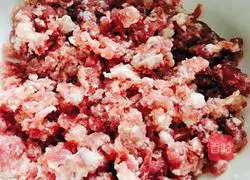 Illustration of how to make abalone sauce wontons 1