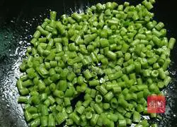 Illustration of how to make fried rice 8