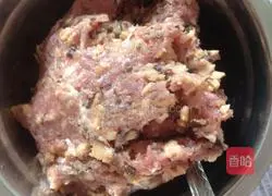 Illustration of how to make mushroom dumplings 1