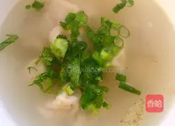 Illustration of how to make tomato and fresh meat wontons 9