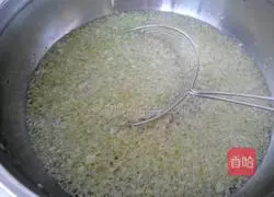 Illustration of making dumplings stuffed with pork, cabbage and stuffing 5