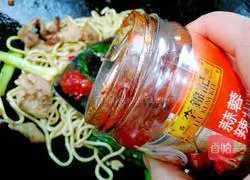 Illustration of how to make fried noodles 5