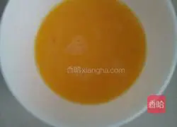 Illustration of how to make tomato and egg fried rice 3
