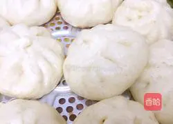 Illustration of how to make pork buns 9