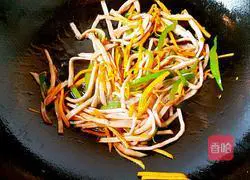 Illustration of homemade fried noodles 9